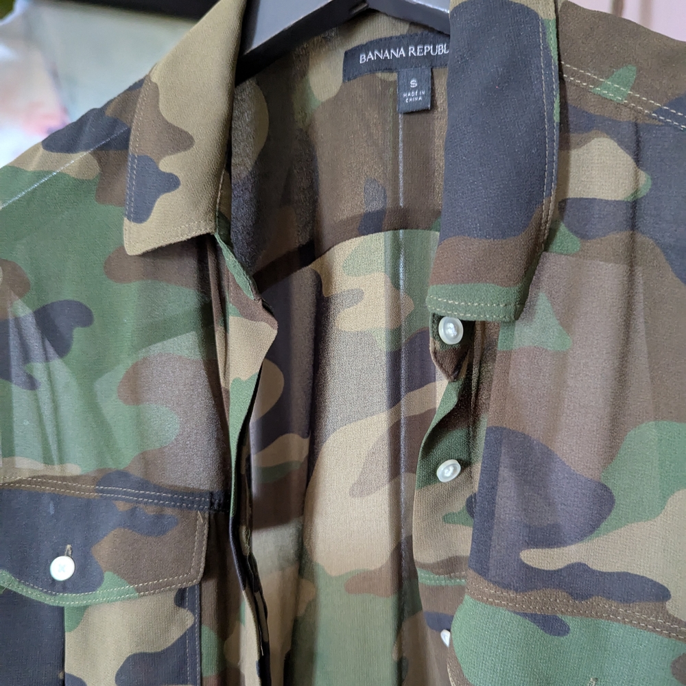Banana Republic Men's Camouflage Jacket
